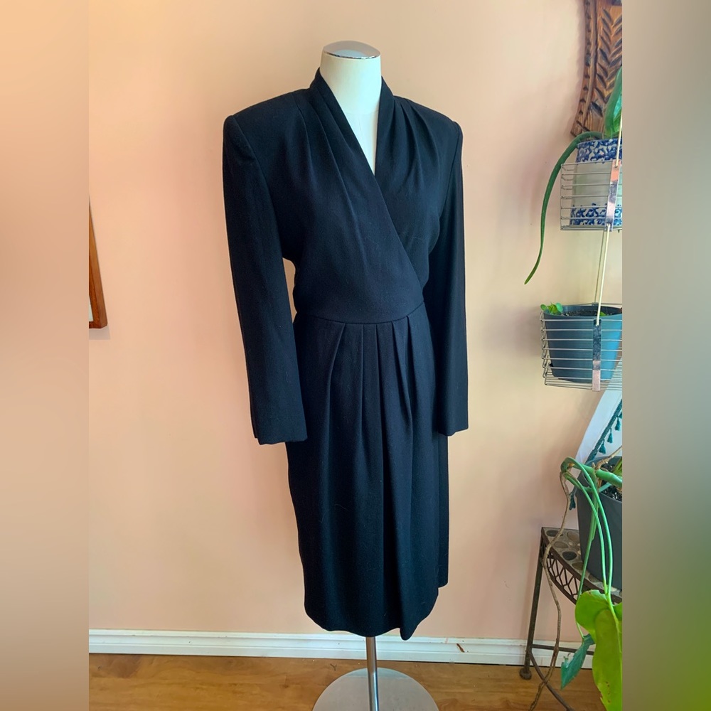 Classic Vintage 80s Black Long Sleeve Wool Professional Power Dress Sz S/M - Picture 2 of 11